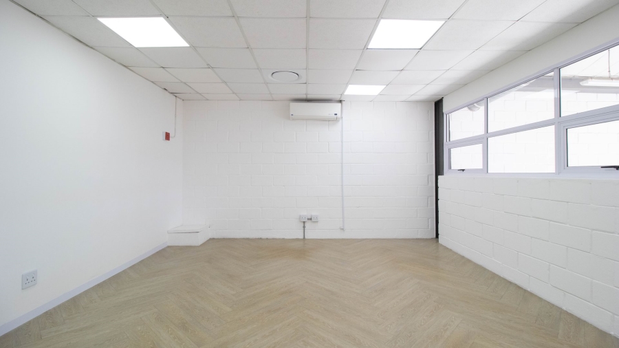 To Let Commercial Property for Rent in Woodstock Western Cape